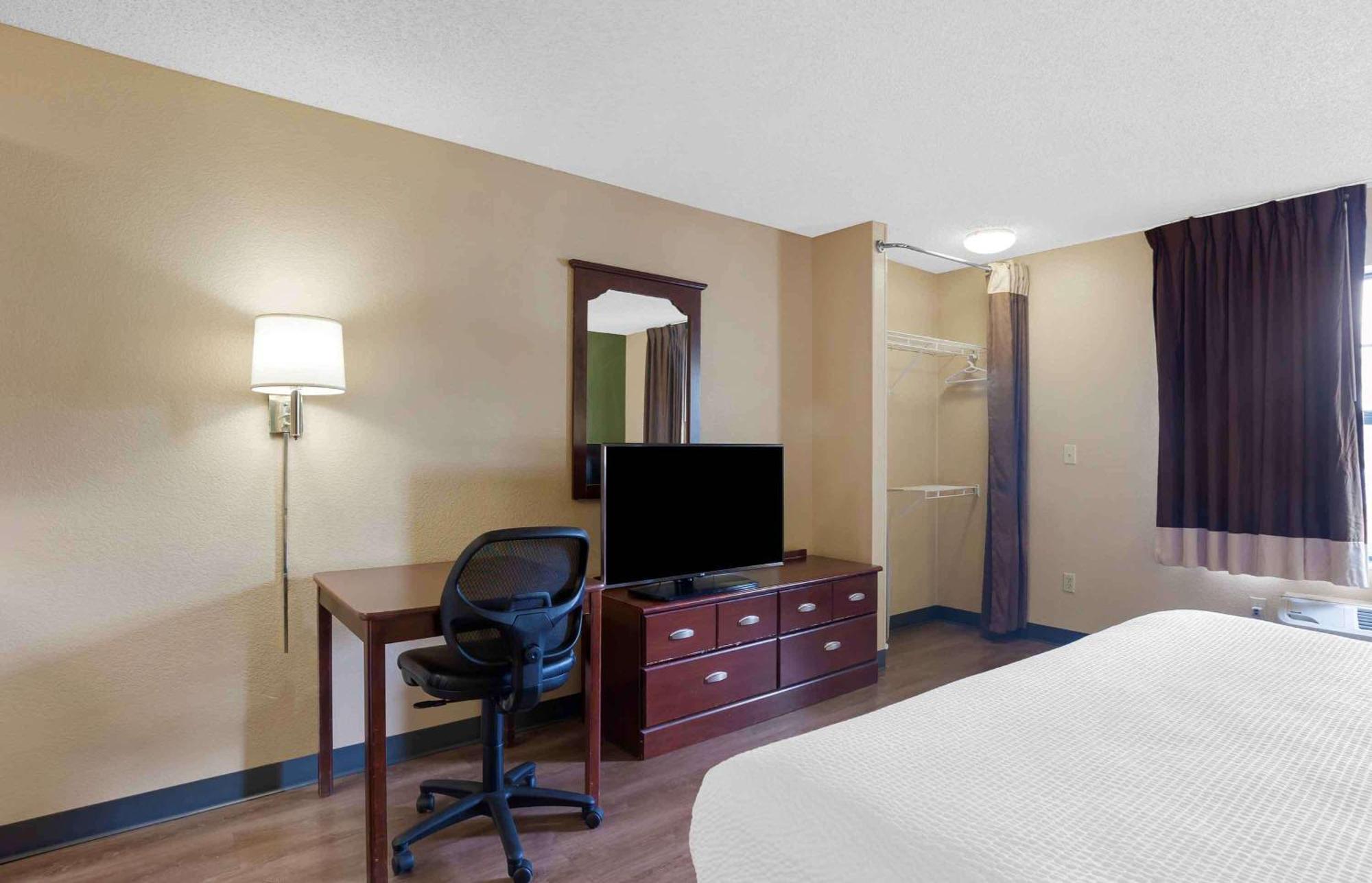 Extended Stay America Select Suites - Milwaukee - ווקשה מראה חיצוני תמונה