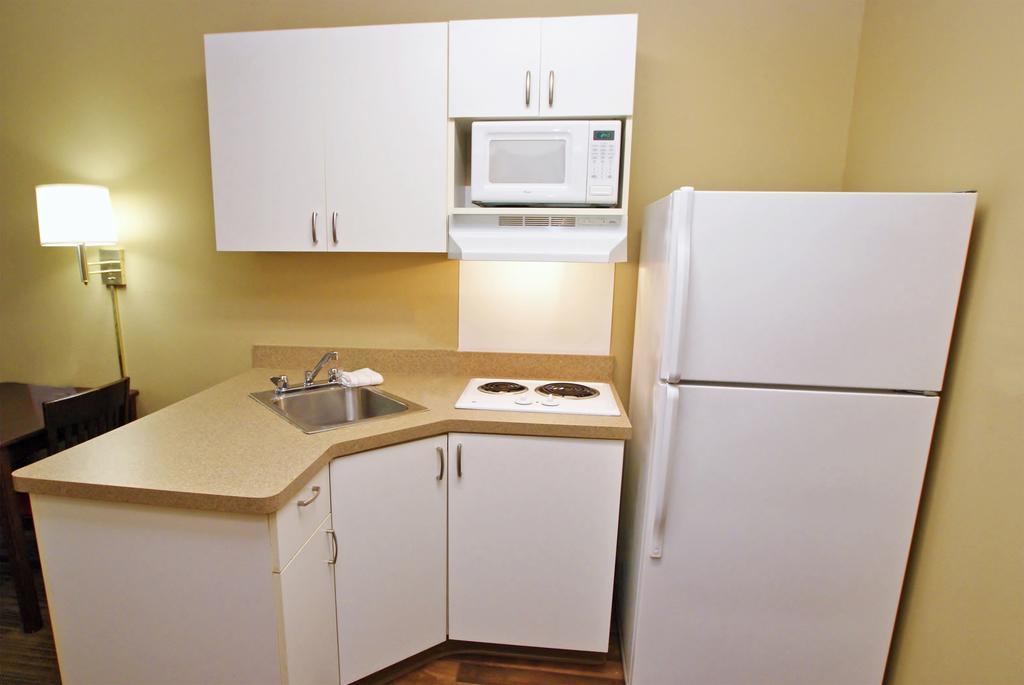 Extended Stay America Select Suites - Milwaukee - ווקשה מראה חיצוני תמונה