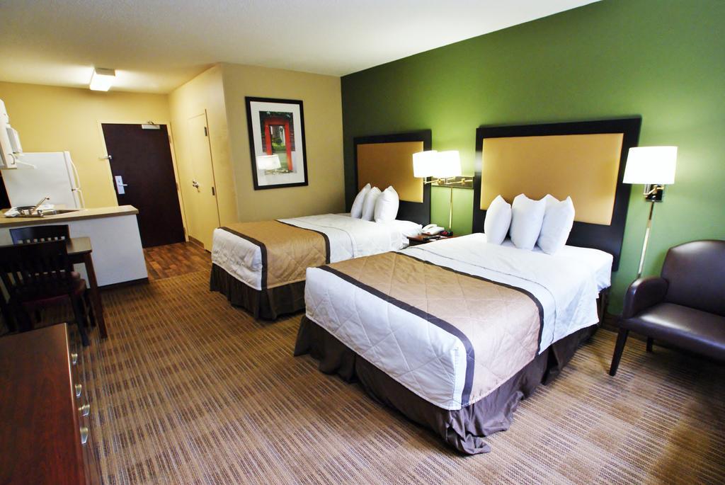Extended Stay America Select Suites - Milwaukee - ווקשה מראה חיצוני תמונה
