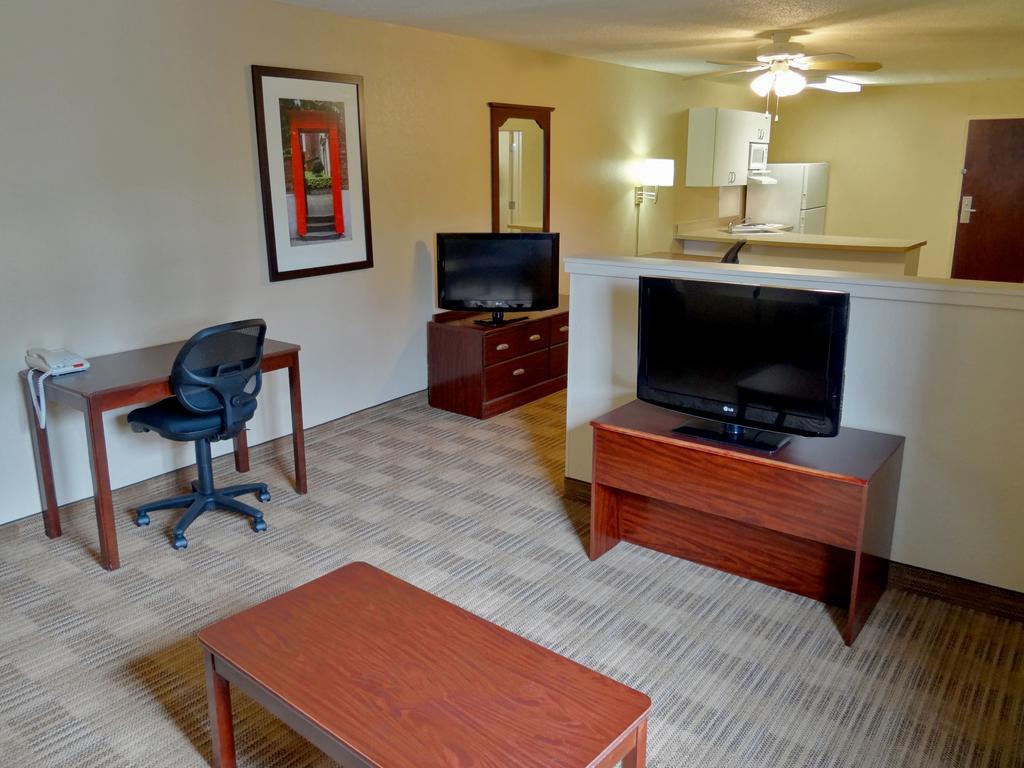 Extended Stay America Select Suites - Milwaukee - ווקשה מראה חיצוני תמונה